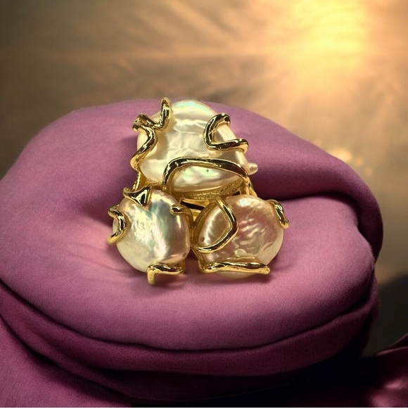 NEW Natural Freshwater Pearl GoldPlated Abstract Wrapped Adjustable Trilogy Ring - Picture 1 of 16
